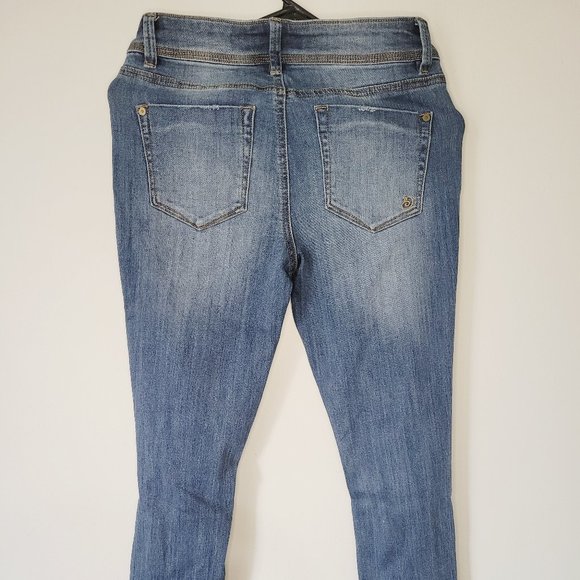 Indigo Rein ripped knees. Skinny - Picture 2 of 6